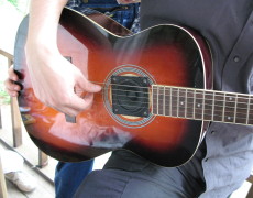 Guitar speaker (2011)